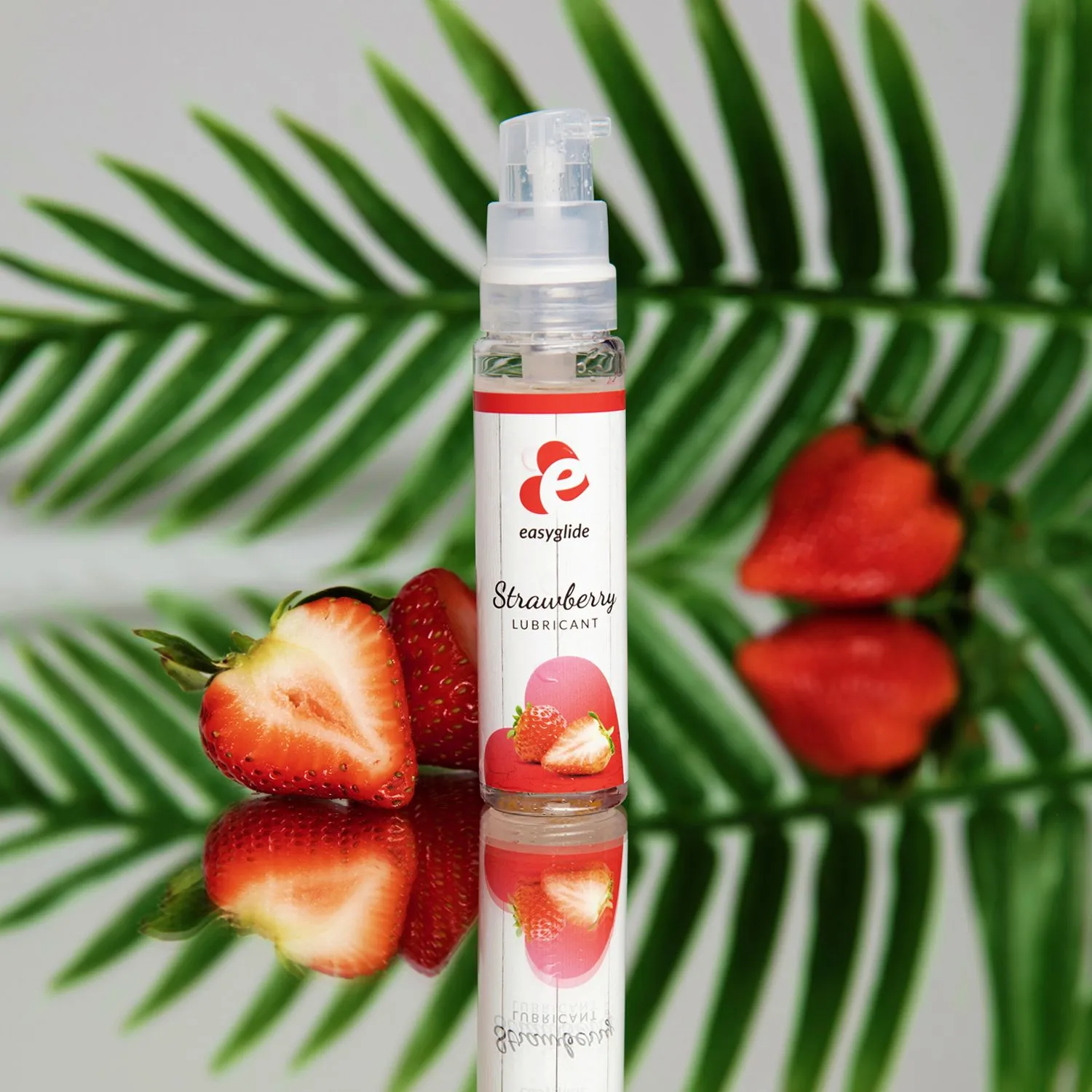 EasyGlide Strawberry Waterbasis Glijmiddel - 30 Ml 8 EasyGlide Strawberry Waterbasis Glijmiddel - 30 Ml - Afbeelding 6